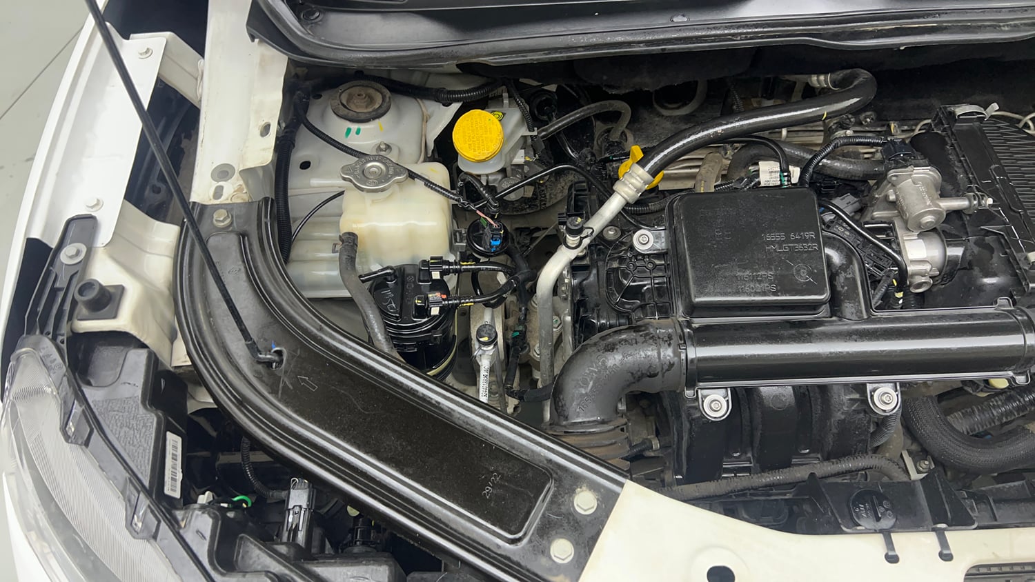 Used 2022 Renault Kiger RXT MT Petrol Manual engine ENGINE RIGHT SIDE VIEW
