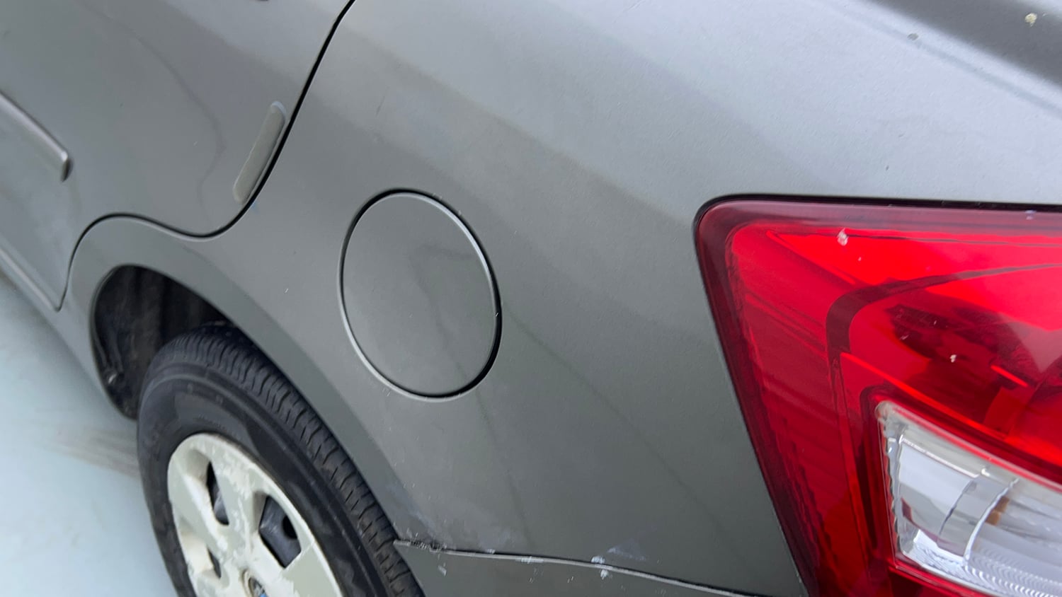 Used 2015 Maruti Suzuki Swift Dzire VXI Petrol Manual dents MINOR DENT