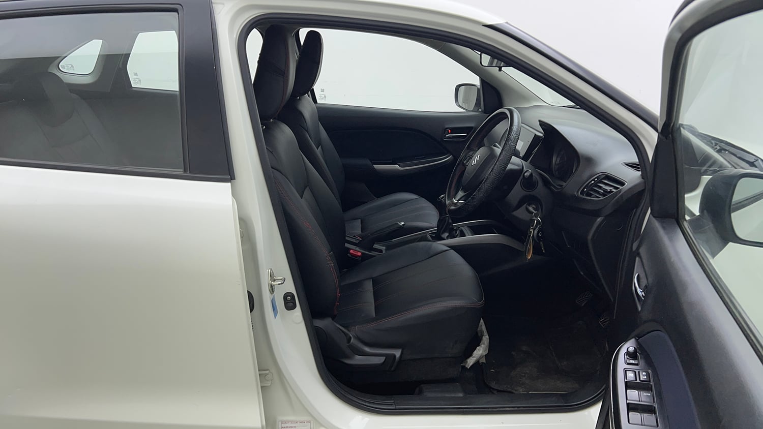 Used 2021 Maruti Suzuki Baleno Delta Petrol Manual interior RIGHT SIDE FRONT DOOR CABIN VIEW