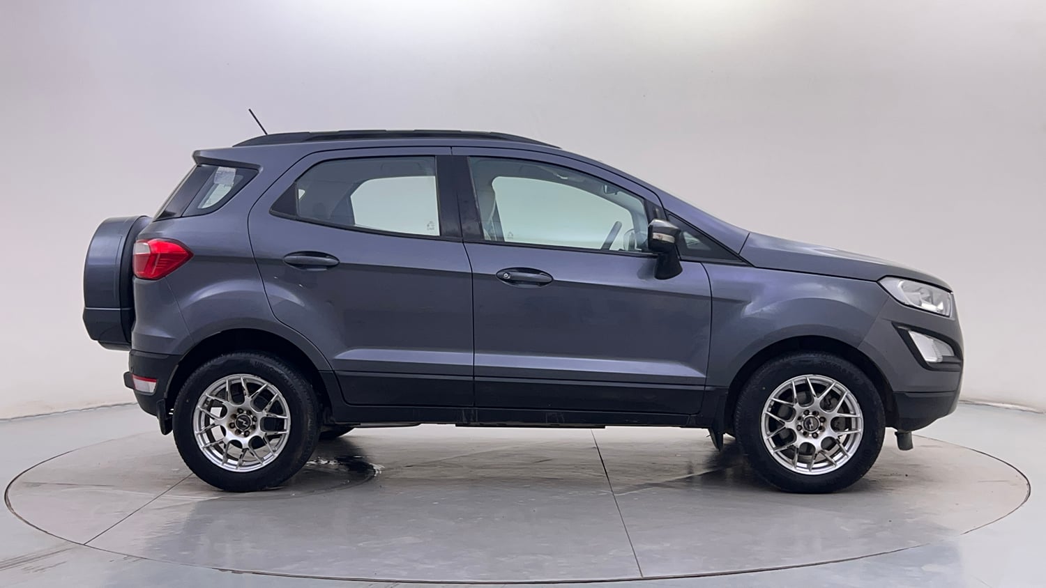 Used 2018 Ford EcoSport Trend + 1.5L Ti-VCT AT Petrol Automatic exterior RIGHT SIDE VIEW