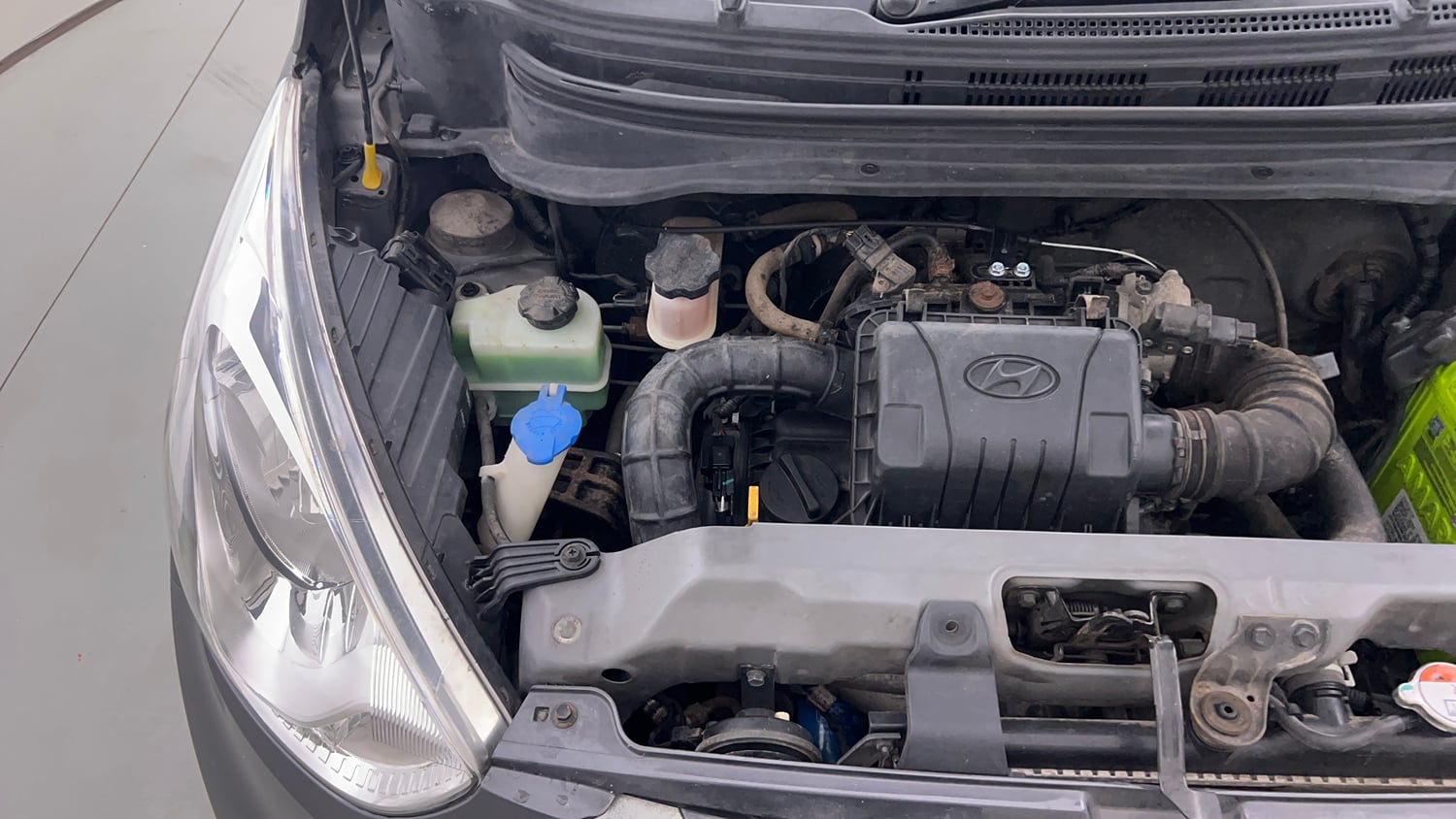 Used 2016 Hyundai Eon Magna + Petrol Manual engine ENGINE RIGHT SIDE VIEW