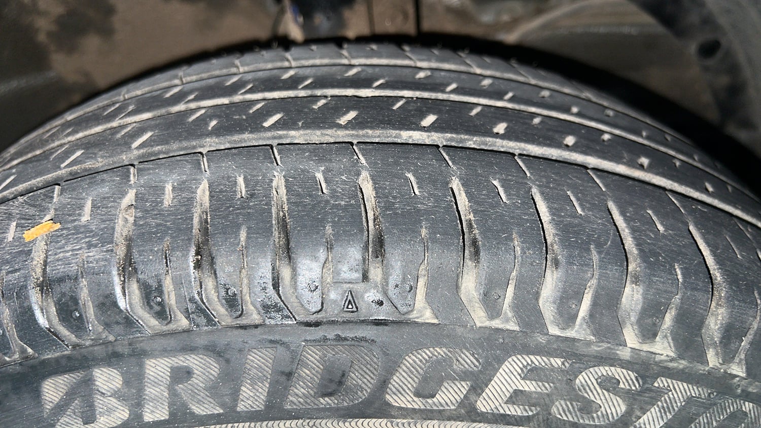 Used 2021 Maruti Suzuki XL6 Zeta MT Petrol Petrol Manual tyres RIGHT FRONT TYRE TREAD VIEW