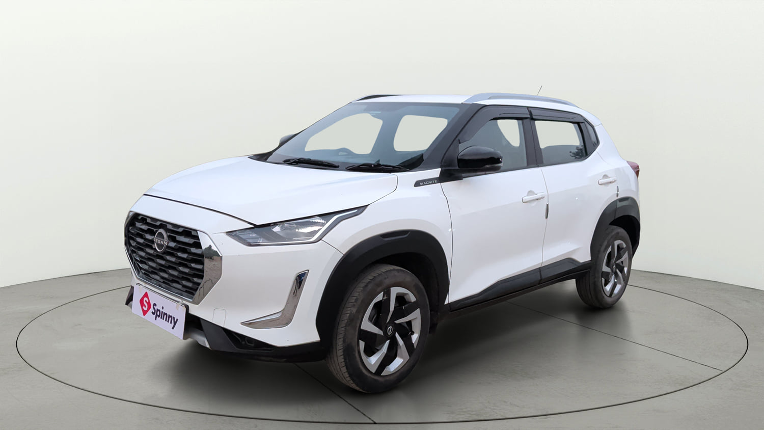 Used 2023 Nissan Magnite XL Petrol Manual exterior LEFT FRONT CORNER VIEW