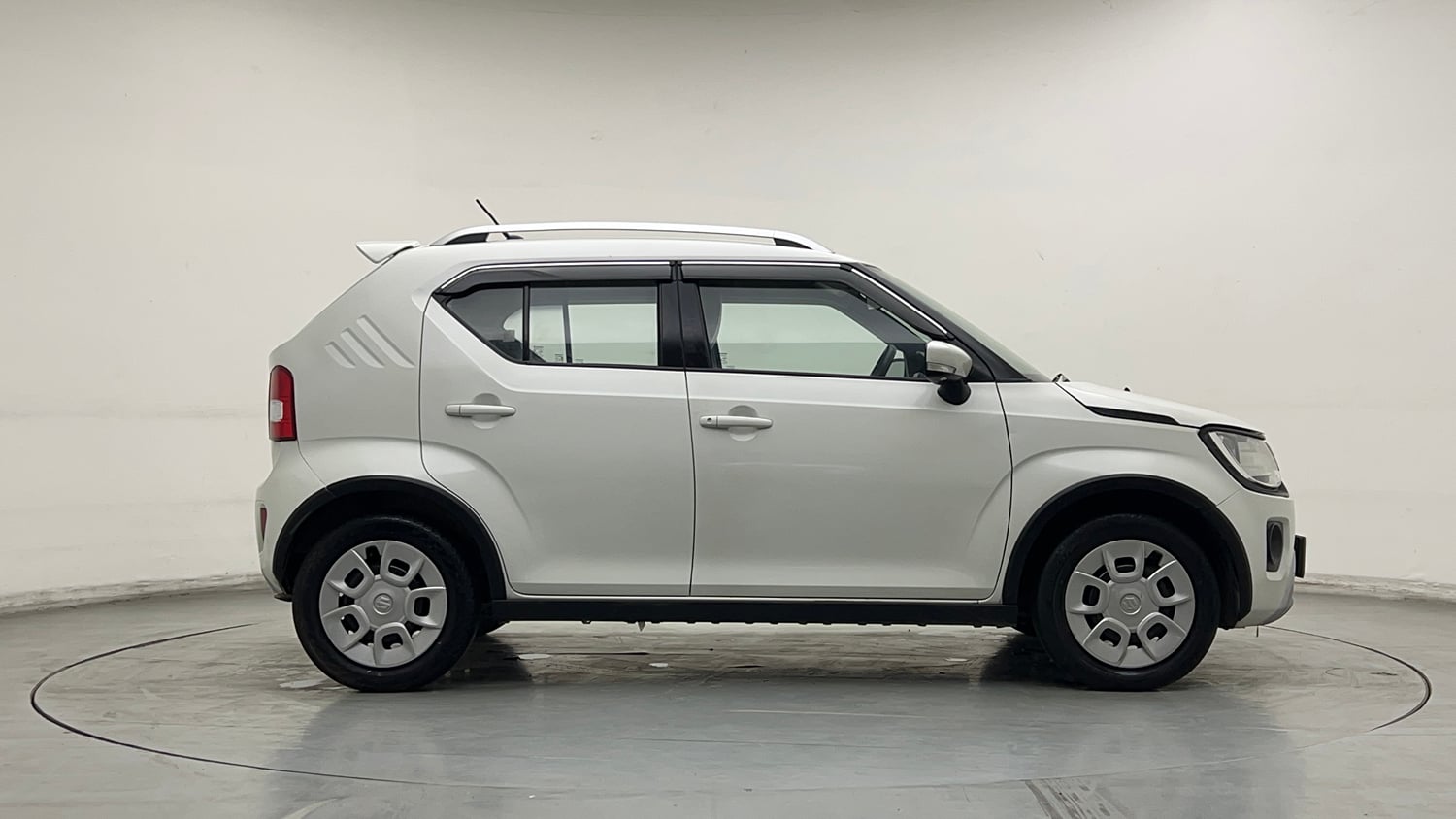 Used 2022 Maruti Suzuki Ignis Delta 1.2 MT Petrol Manual exterior RIGHT SIDE VIEW