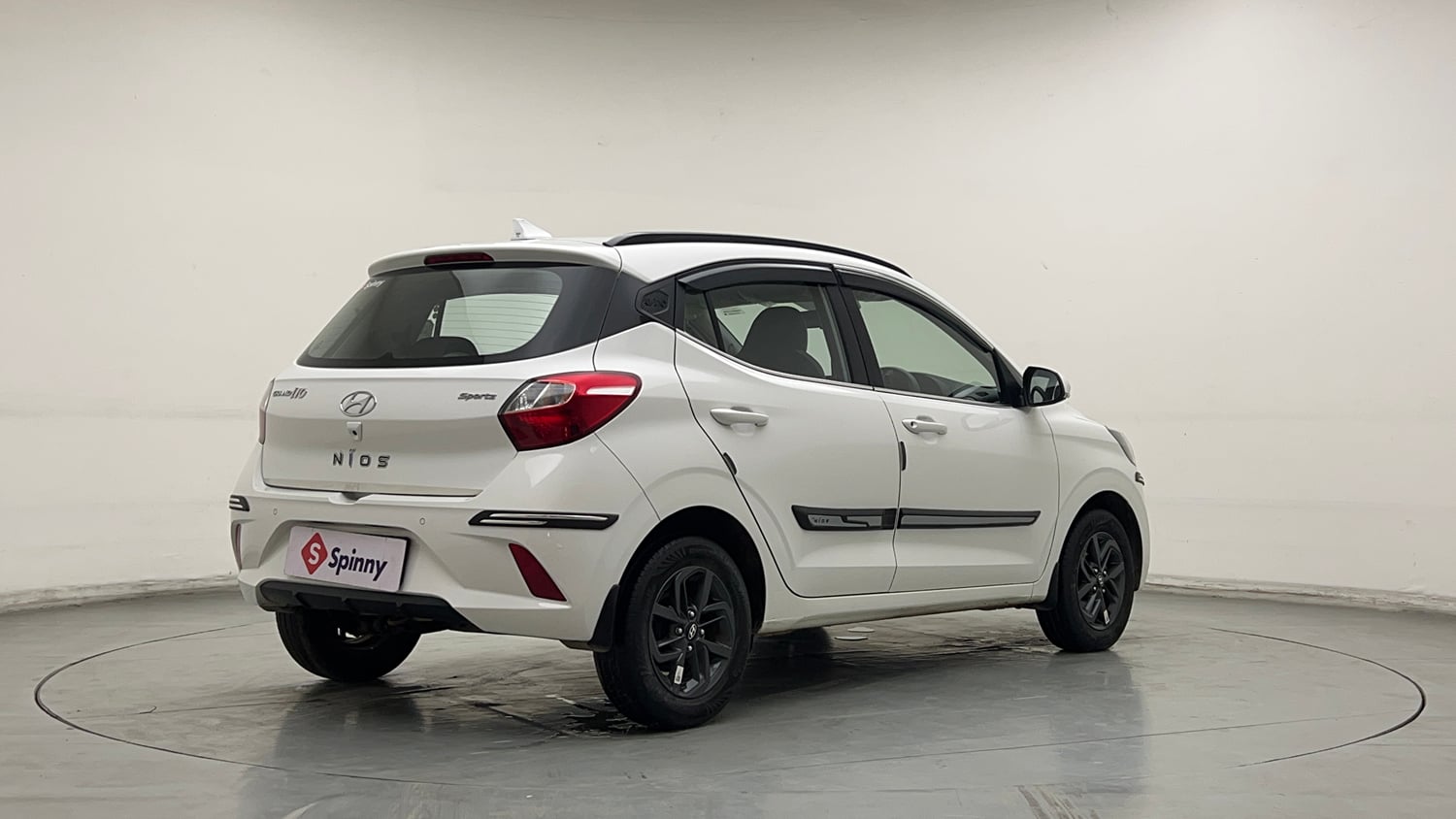 Used 2022 Hyundai Grand i10 Nios Sportz 1.2 Kappa VTVT Petrol Manual exterior RIGHT REAR CORNER VIEW