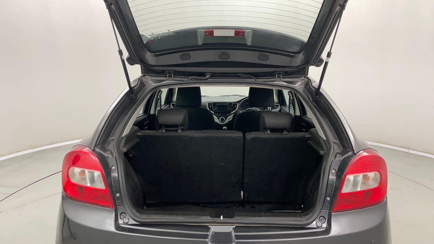 Used 2016 Maruti Suzuki Baleno Delta 1.2 Petrol Manual interior DICKY INSIDE VIEW
