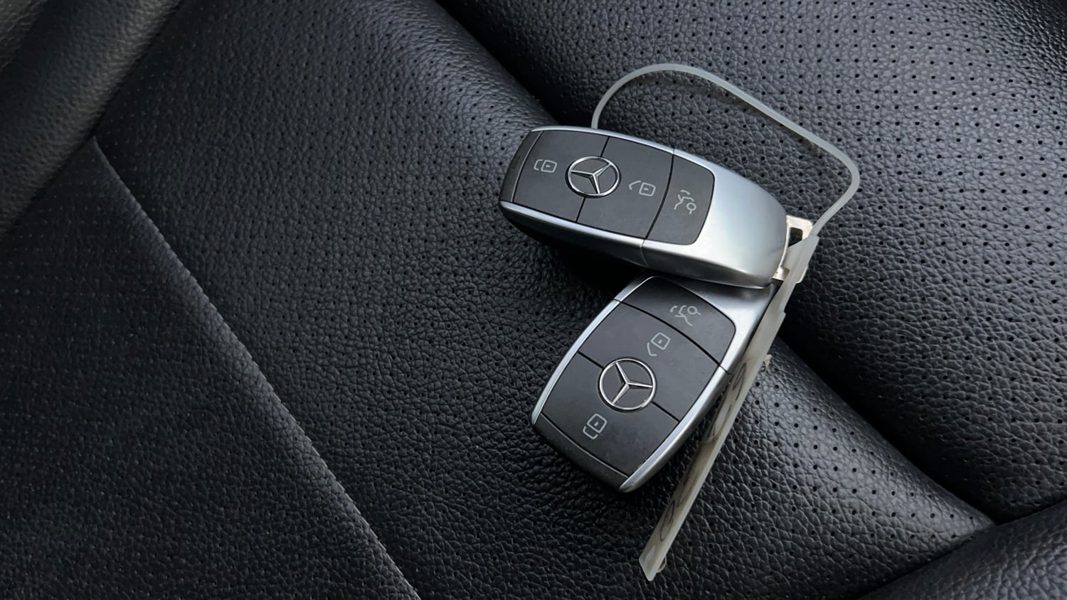 Used 2021 Mercedes-Benz C-Class C 300d AMG line Diesel Automatic extra CAR KEY VIEW
