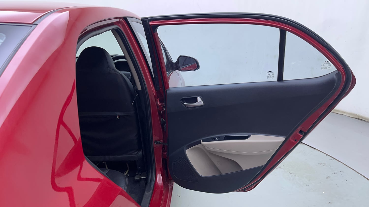 Used 2015 Hyundai Xcent S 1.1 CRDi Diesel Manual interior RIGHT REAR DOOR OPEN VIEW