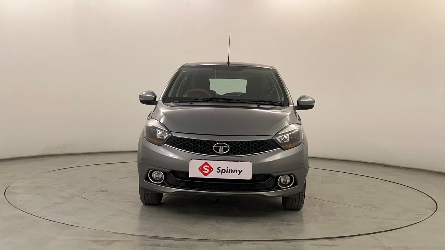 Used 2019 Tata Tiago Revotron XZ Plus Dual Tone Petrol Manual exterior FRONT VIEW