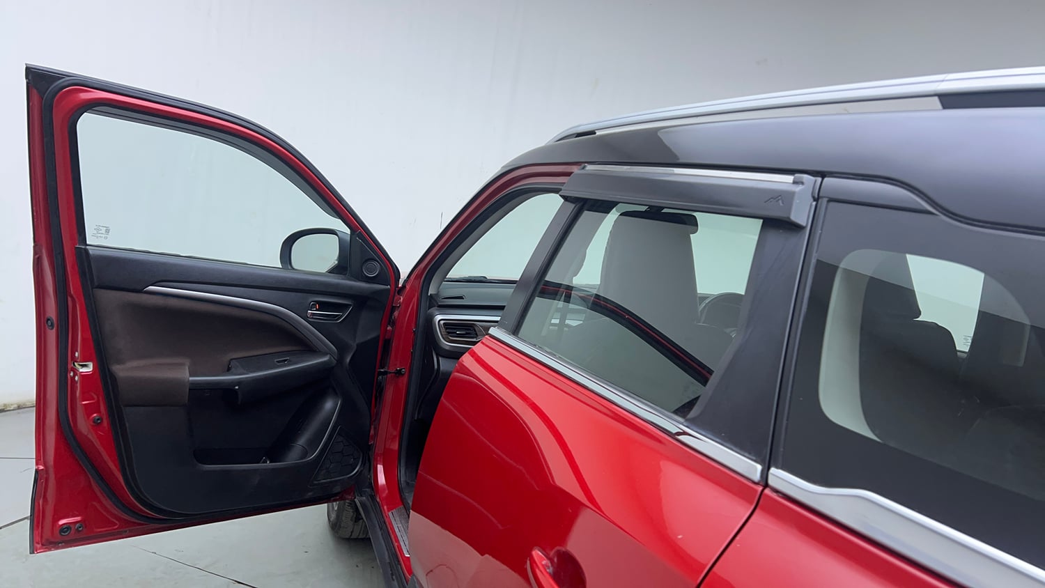 Used 2023 Maruti Suzuki Brezza Zxi Plus Dual Tone Petrol Manual interior LEFT FRONT DOOR OPEN VIEW
