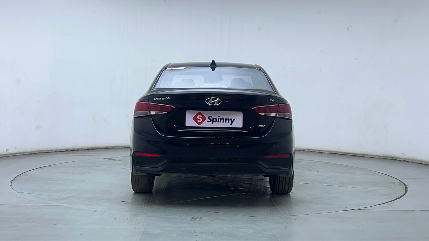 Used 2018 Hyundai Verna SX (O) 1.6 VTVT AT Petrol Automatic exterior BACK VIEW