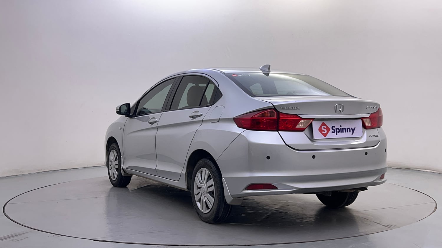 Used 2016 Honda City SV CVT Petrol Automatic exterior LEFT REAR CORNER VIEW
