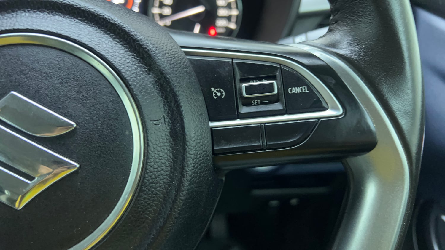 Used 2023 Maruti Suzuki Baleno Alpha AGS Petrol Automatic top_features Cruise control