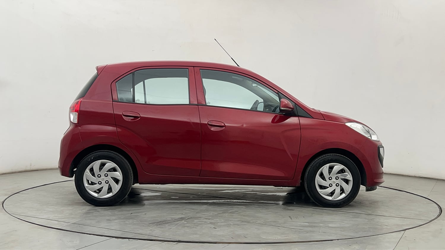 Used 2021 Hyundai Santro Sportz Petrol Manual exterior RIGHT SIDE VIEW