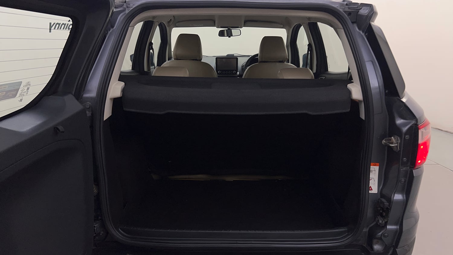 Used 2018 Ford EcoSport Trend + 1.5L Ti-VCT AT Petrol Automatic interior DICKY INSIDE VIEW