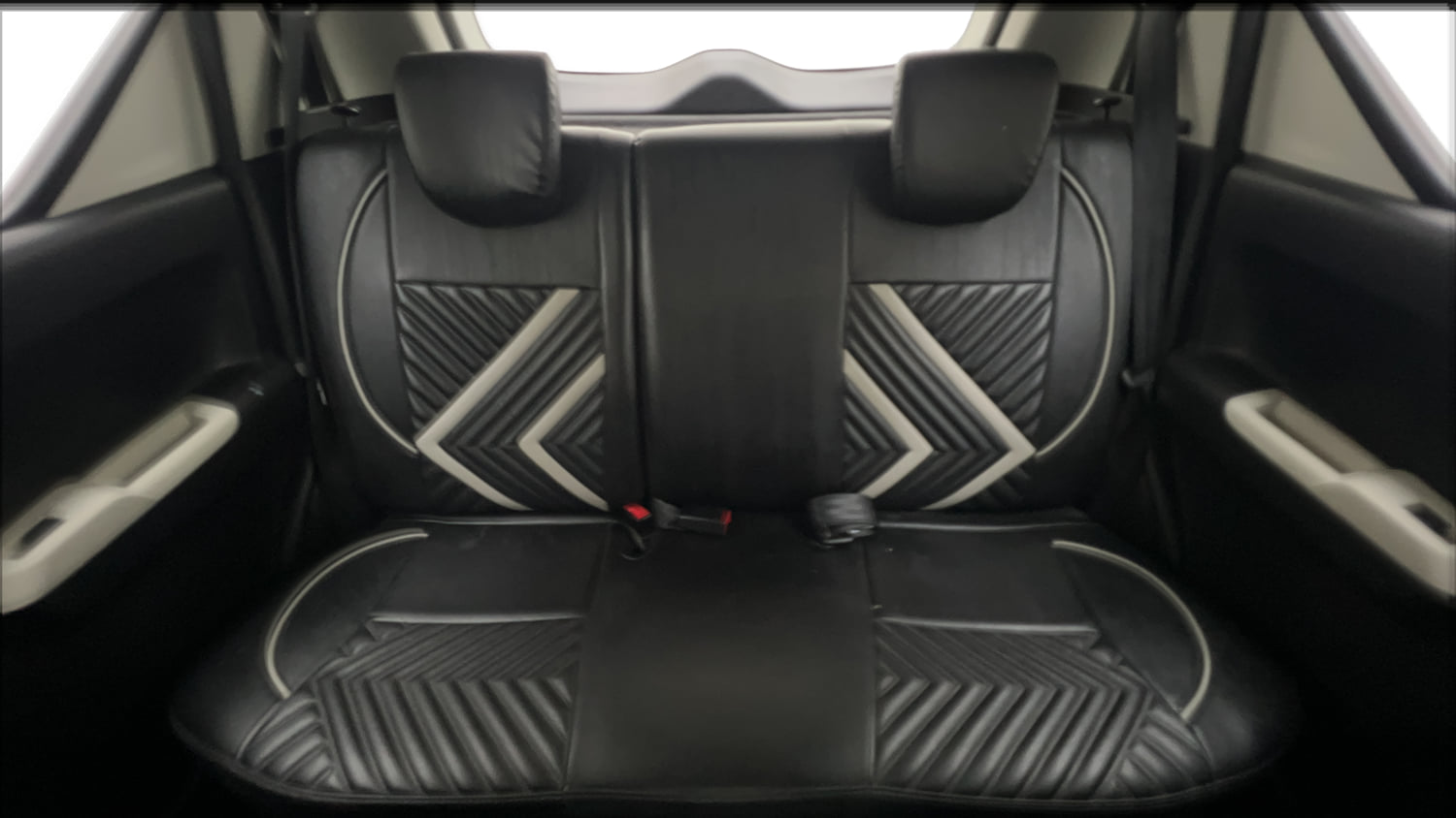 Used 2022 Maruti Suzuki Ignis Delta 1.2 MT Petrol Manual interior REAR SEAT CONDITION VIEW