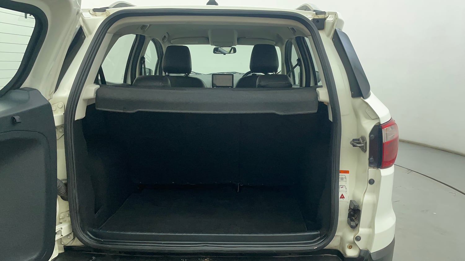 Used 2019 Ford EcoSport Titanium 1.5L TDCi Diesel Manual interior DICKY INSIDE VIEW