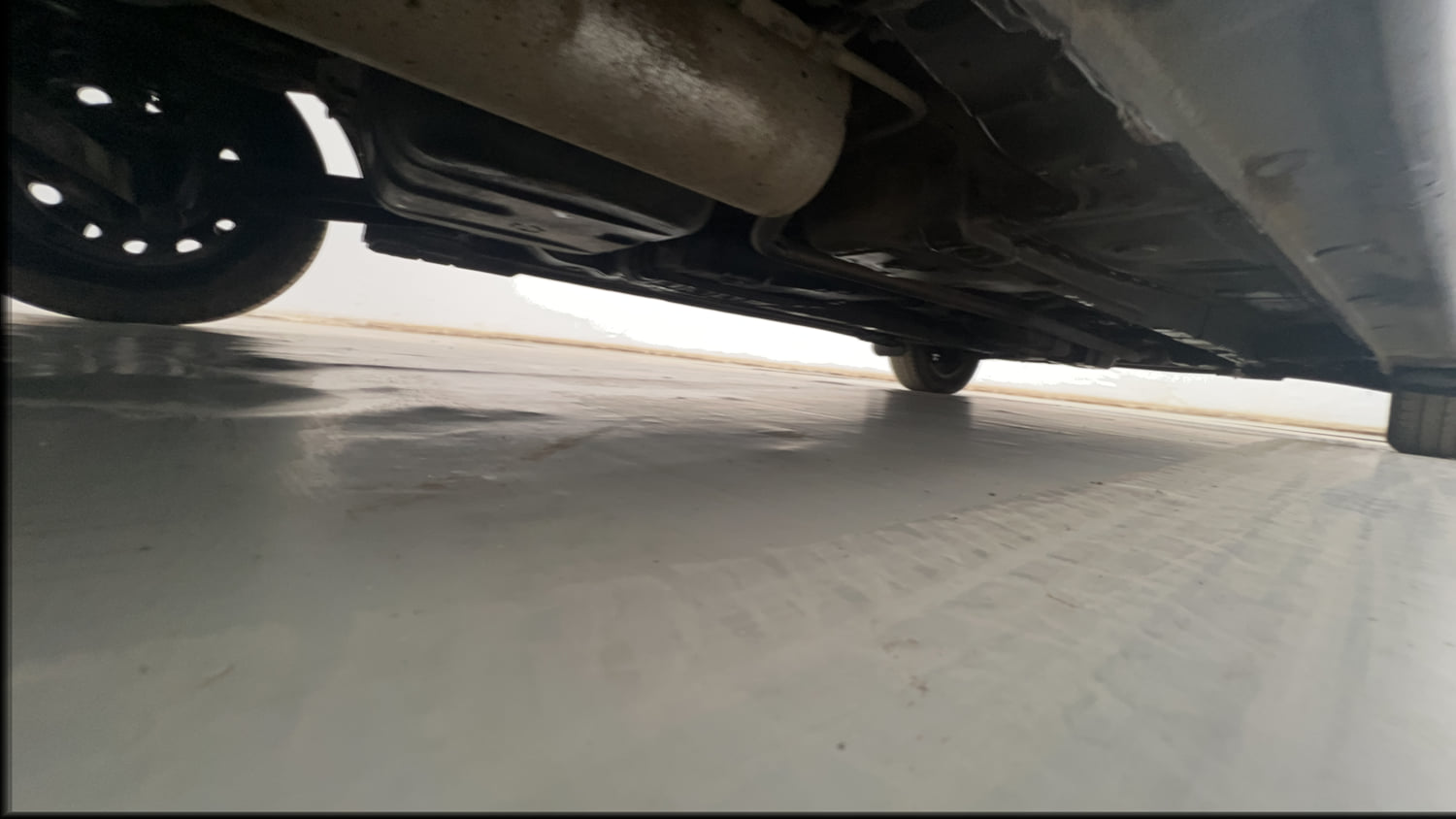 Used 2016 Hyundai Eon Magna + Petrol Manual extra REAR RIGHT UNDERBODY VIEW