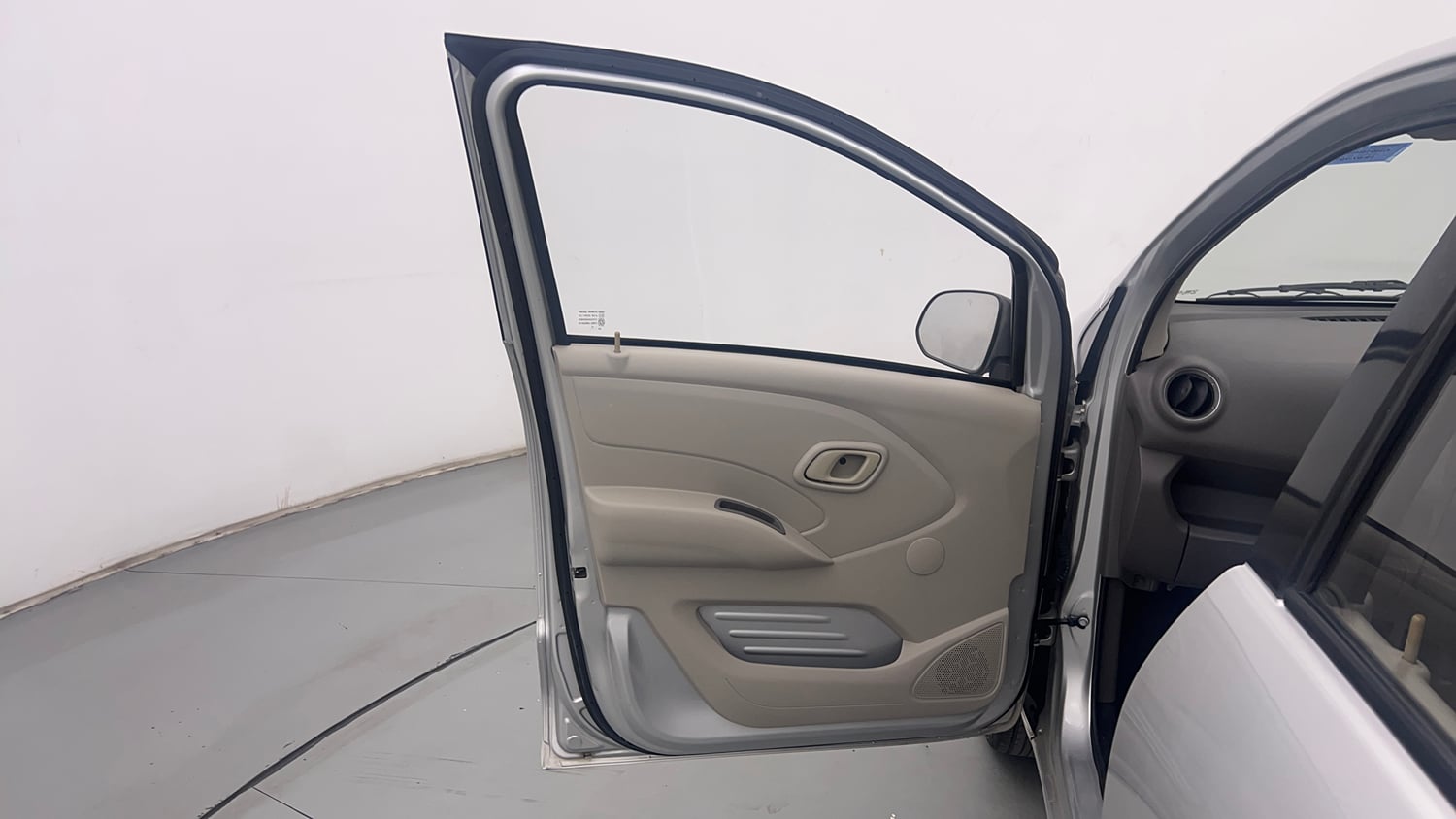 Used 2016 Datsun Redi-GO S Petrol Manual interior LEFT FRONT DOOR OPEN VIEW
