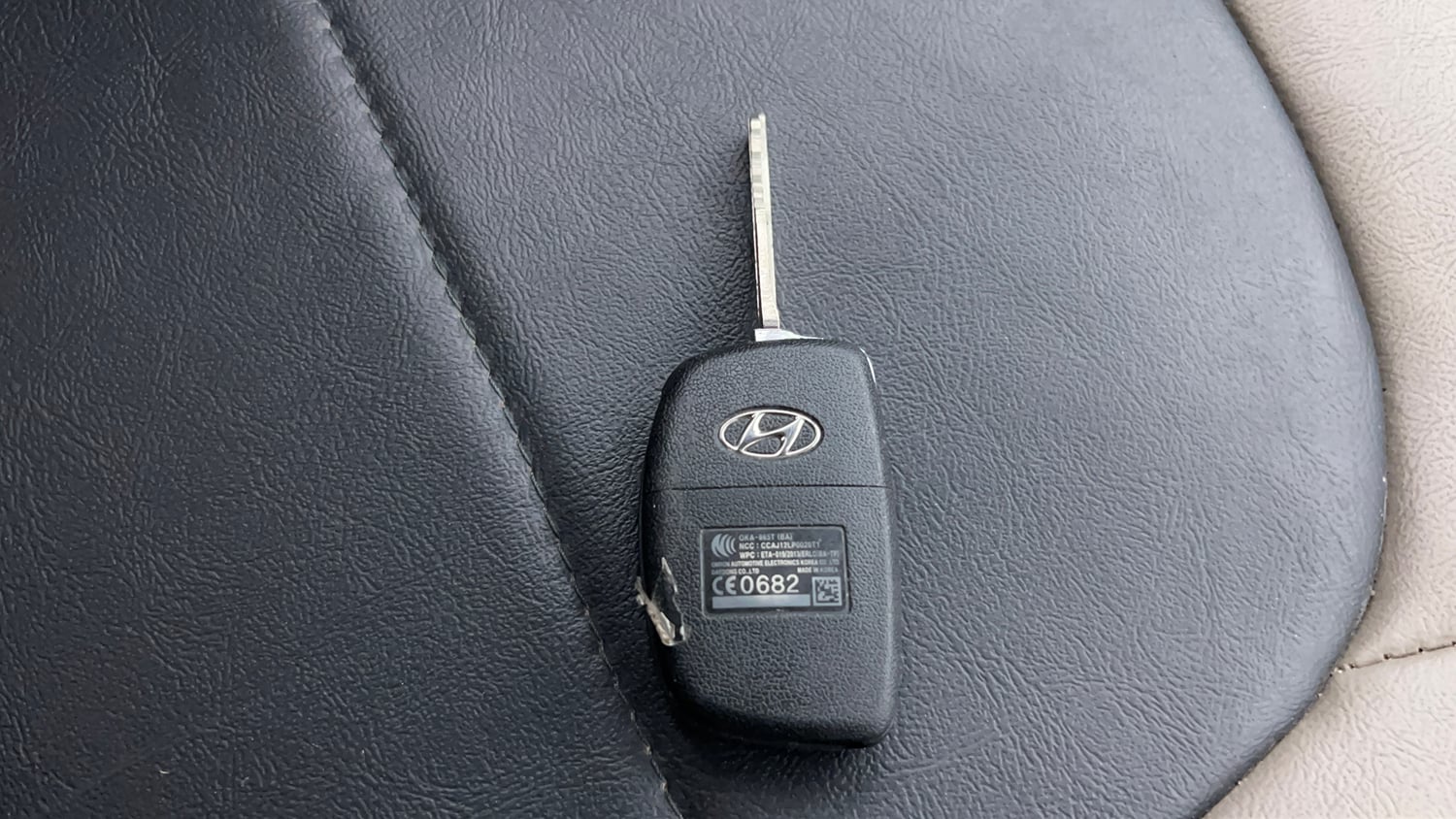 Used 2014 Hyundai Xcent S 1.2 Petrol Manual extra CAR KEY VIEW