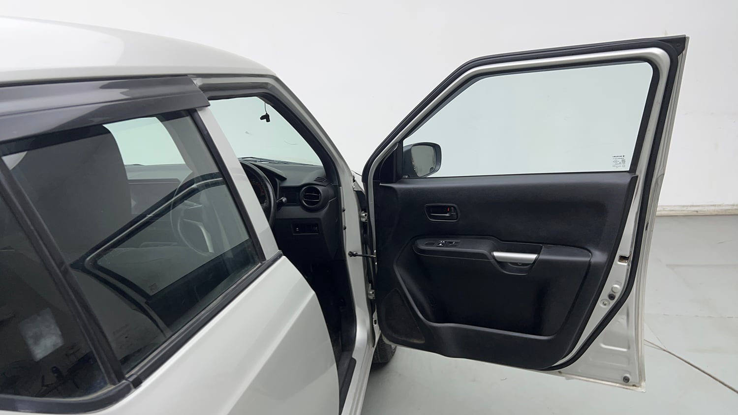 Used 2023 Maruti Suzuki Ignis Sigma 1.2 MT Petrol Manual interior RIGHT FRONT DOOR OPEN VIEW