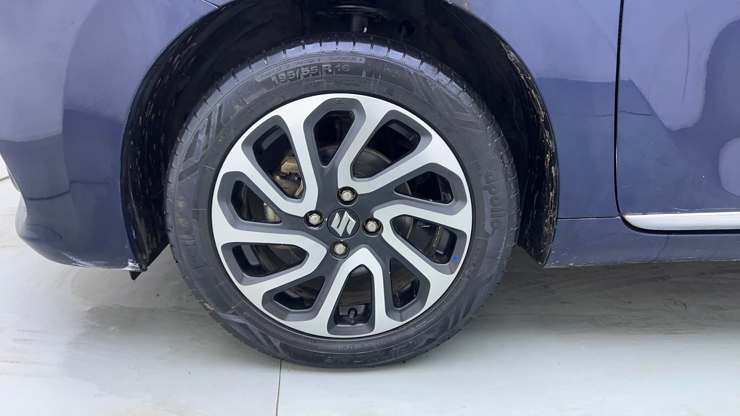 Used 2023 Maruti Suzuki Baleno Alpha AGS Petrol Automatic tyres LEFT FRONT TYRE RIM VIEW