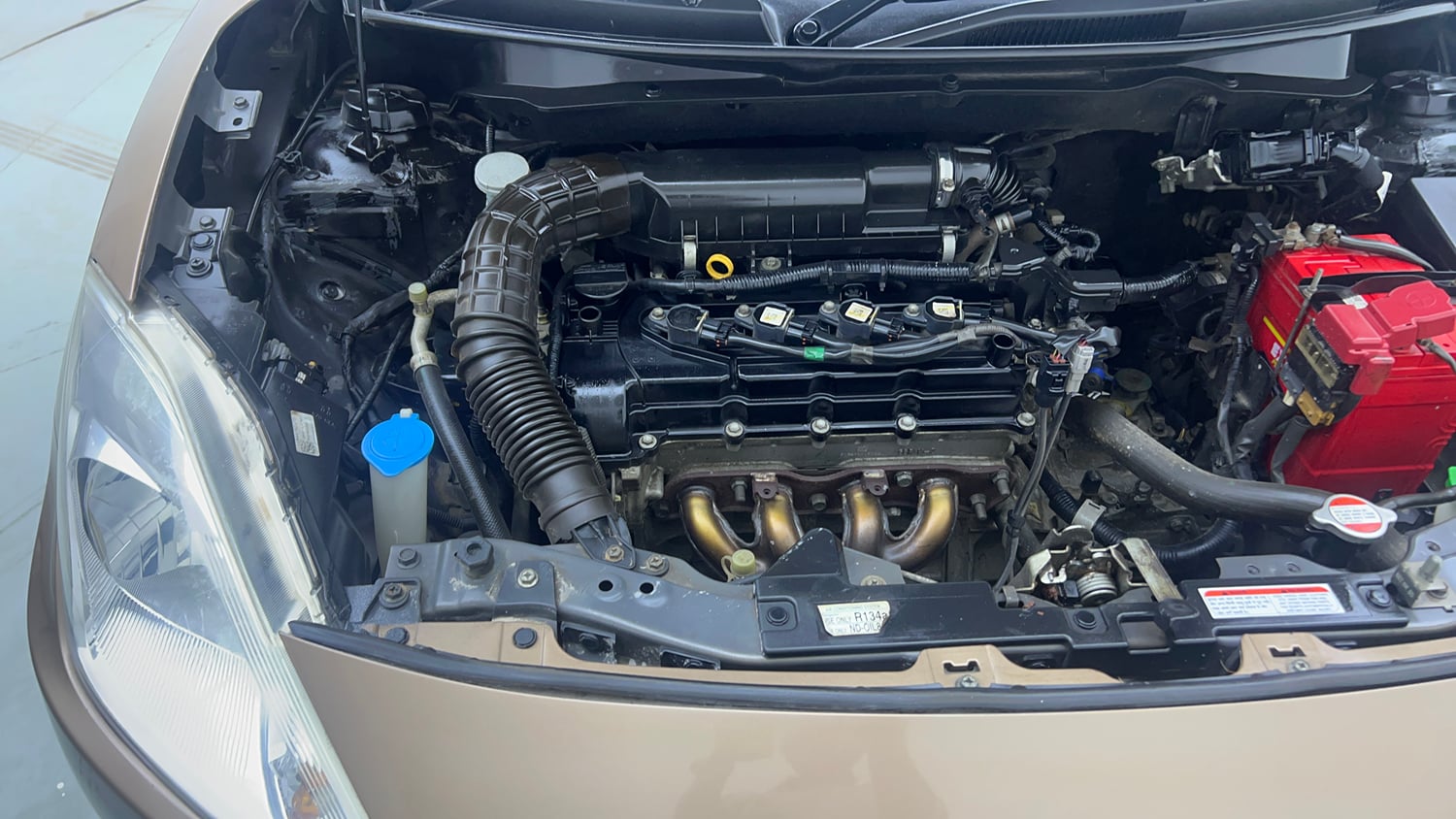 Used 2018 Maruti Suzuki Dzire VXi Petrol Manual engine ENGINE RIGHT SIDE VIEW