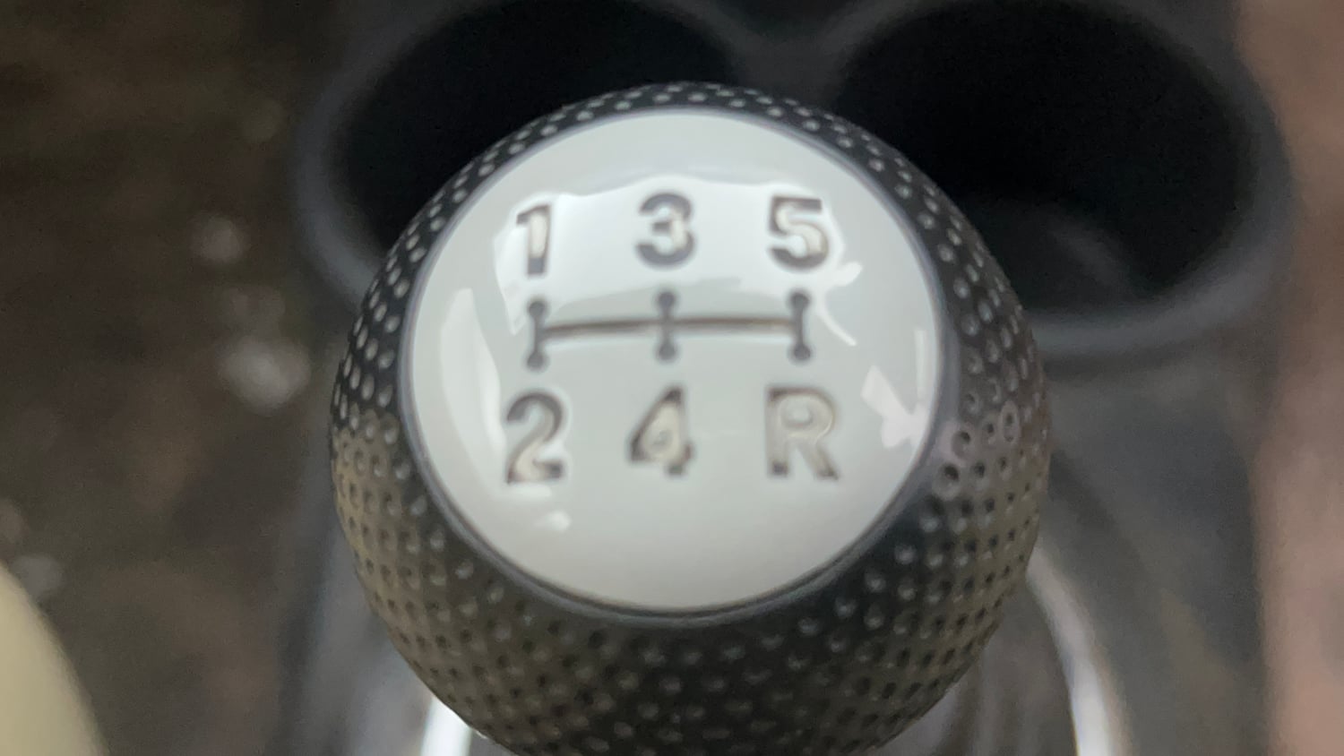 Used 2017 Honda Amaze 1.2 S i-VTEC Opt Petrol Manual interior GEAR  KNOB VIEW