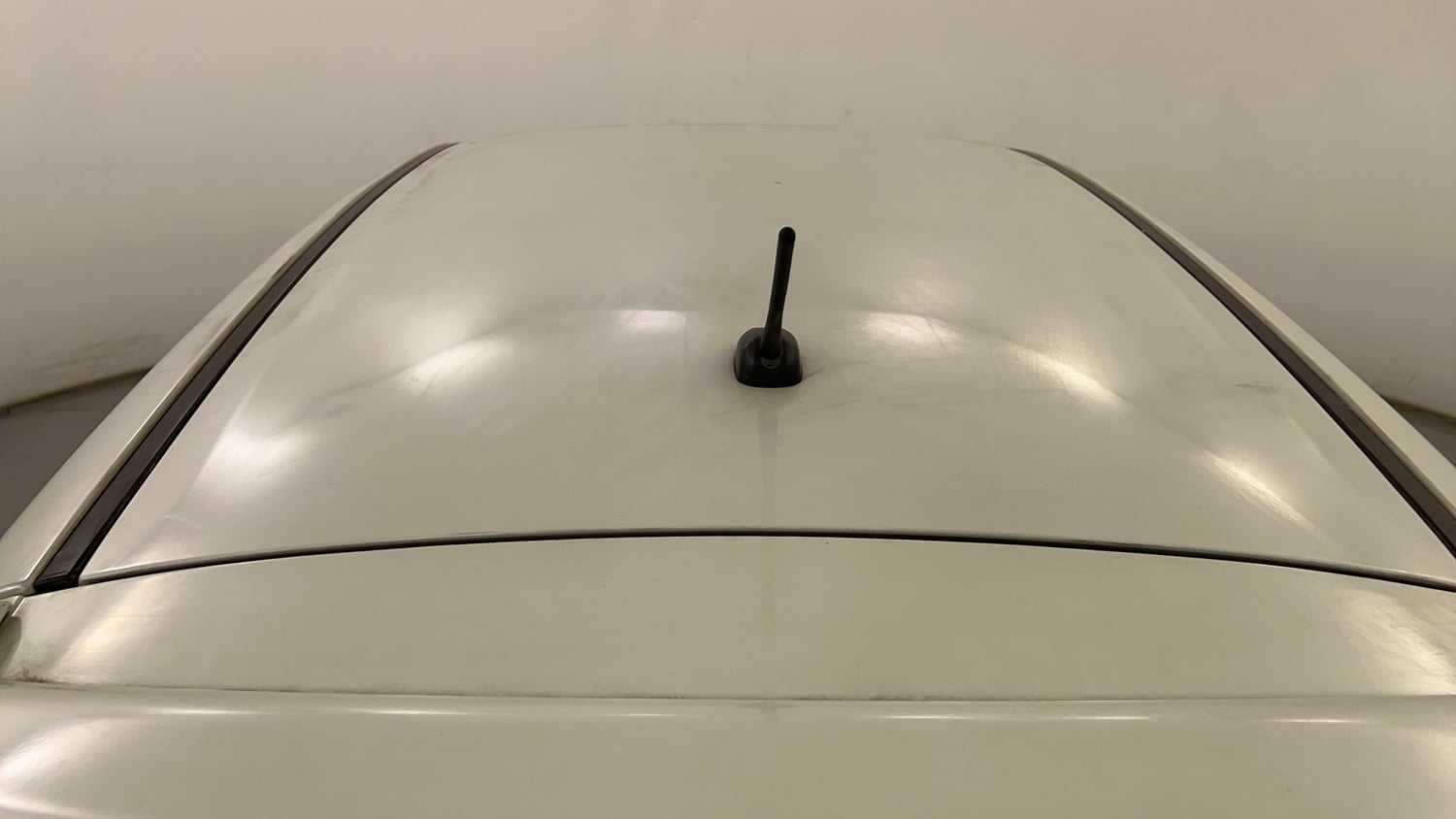 Used 2017 Maruti Suzuki Swift VXi Petrol Manual exterior EXTERIOR ROOF VIEW