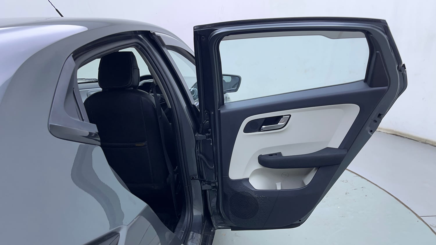 Used 2023 Tata Altroz XZ Petrol Petrol Manual interior RIGHT REAR DOOR OPEN VIEW