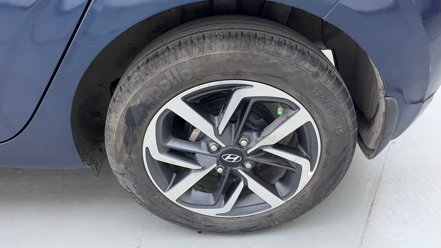 Used 2020 Hyundai Grand i10 Nios Asta AMT 1.2 Kappa VTVT Petrol Automatic tyres LEFT REAR TYRE RIM VIEW