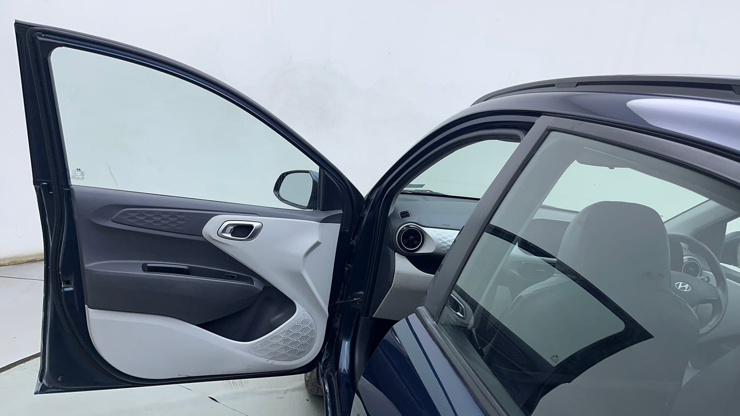 Used 2020 Hyundai Grand i10 Nios Asta AMT 1.2 Kappa VTVT Petrol Automatic interior LEFT FRONT DOOR OPEN VIEW