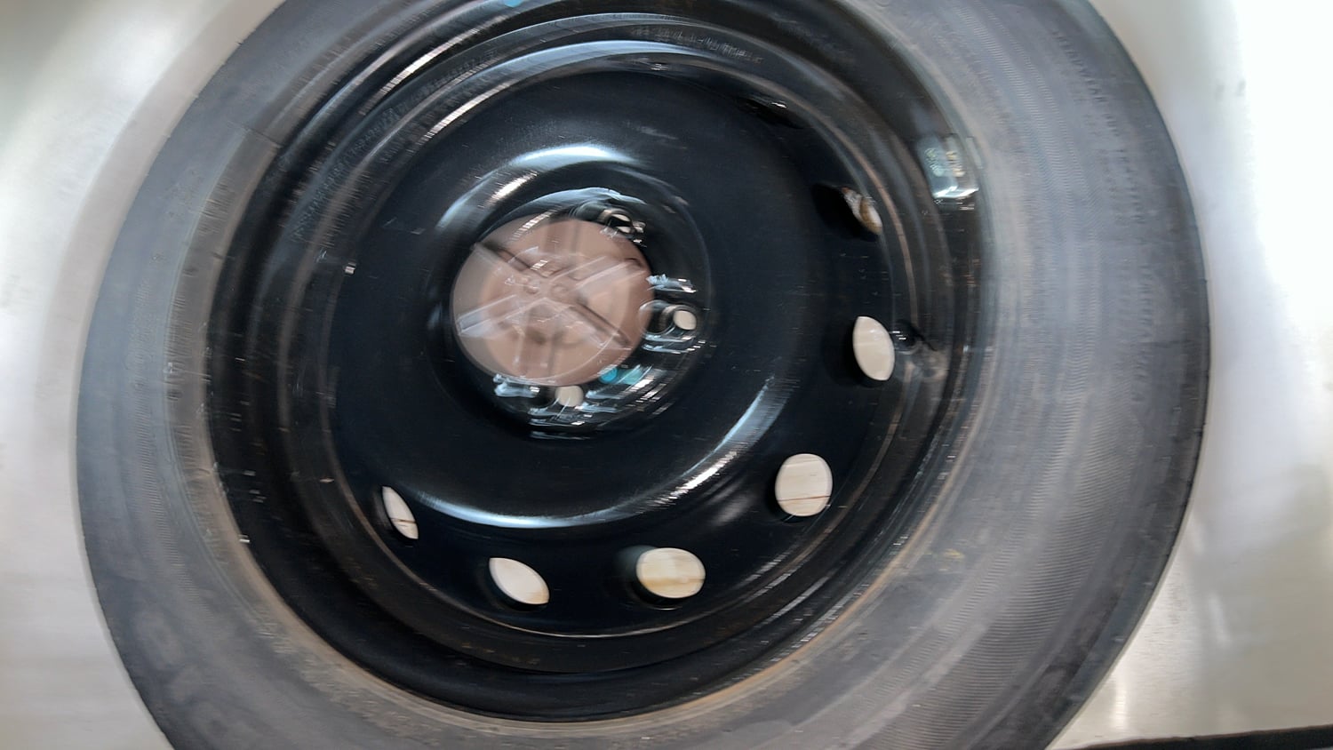Used 2022 Maruti Suzuki Ignis Delta 1.2 MT Petrol Manual tyres SPARE TYRE VIEW