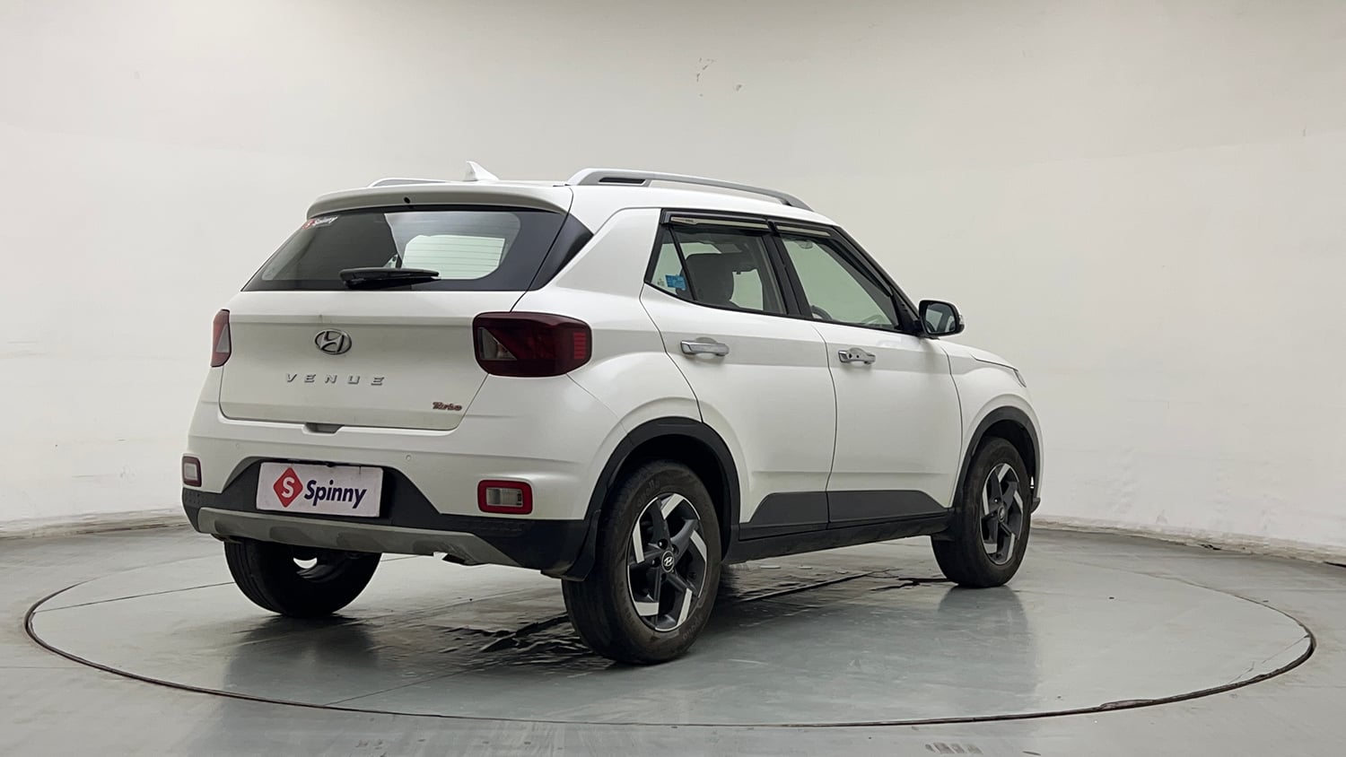 Used 2019 hyundai Venue SX 1.0 (O) Turbo Petrol Petrol Manual exterior RIGHT REAR CORNER VIEW