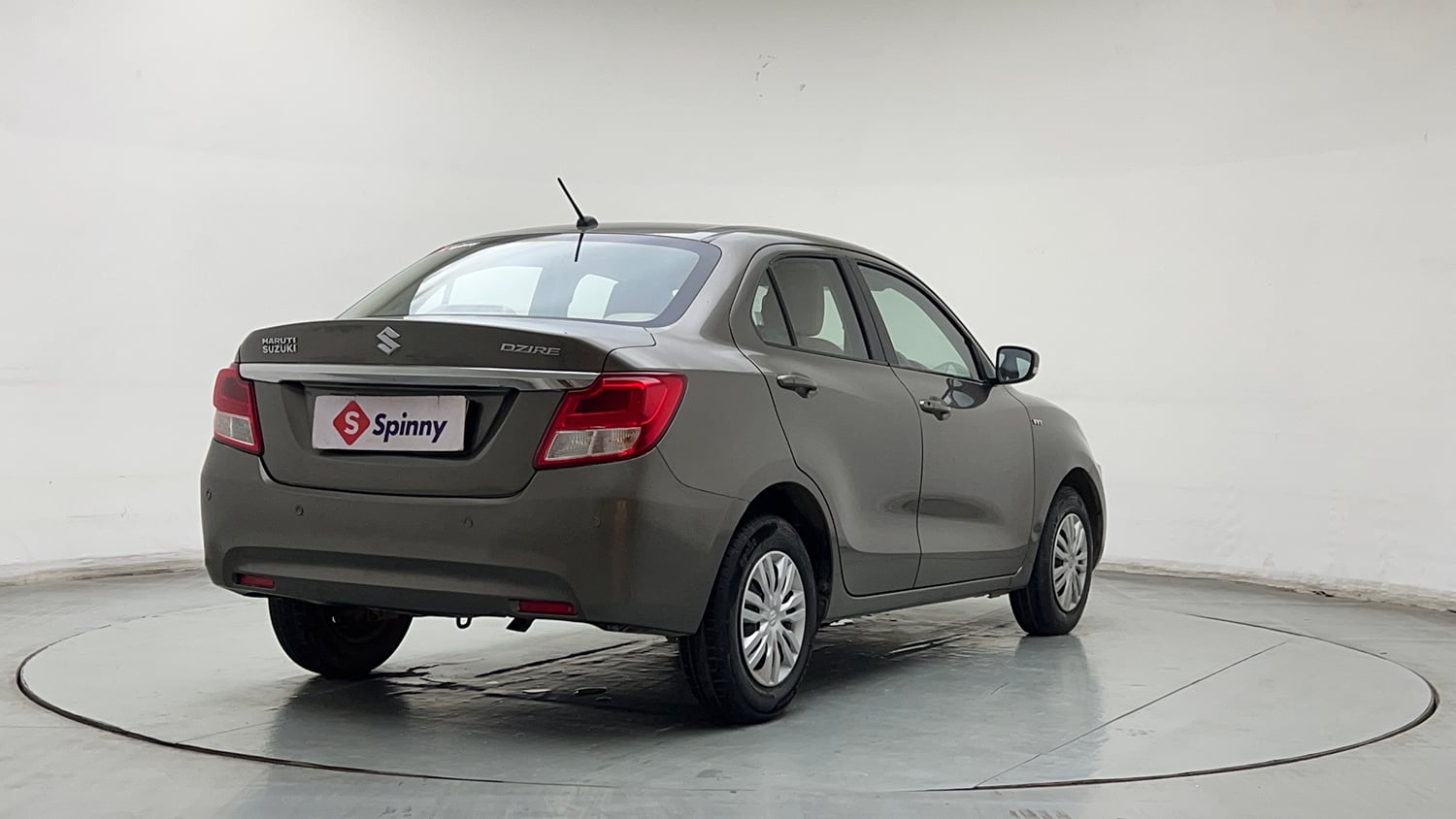 Used 2018 Maruti Suzuki Dzire VXi AMT Petrol Automatic exterior RIGHT REAR CORNER VIEW