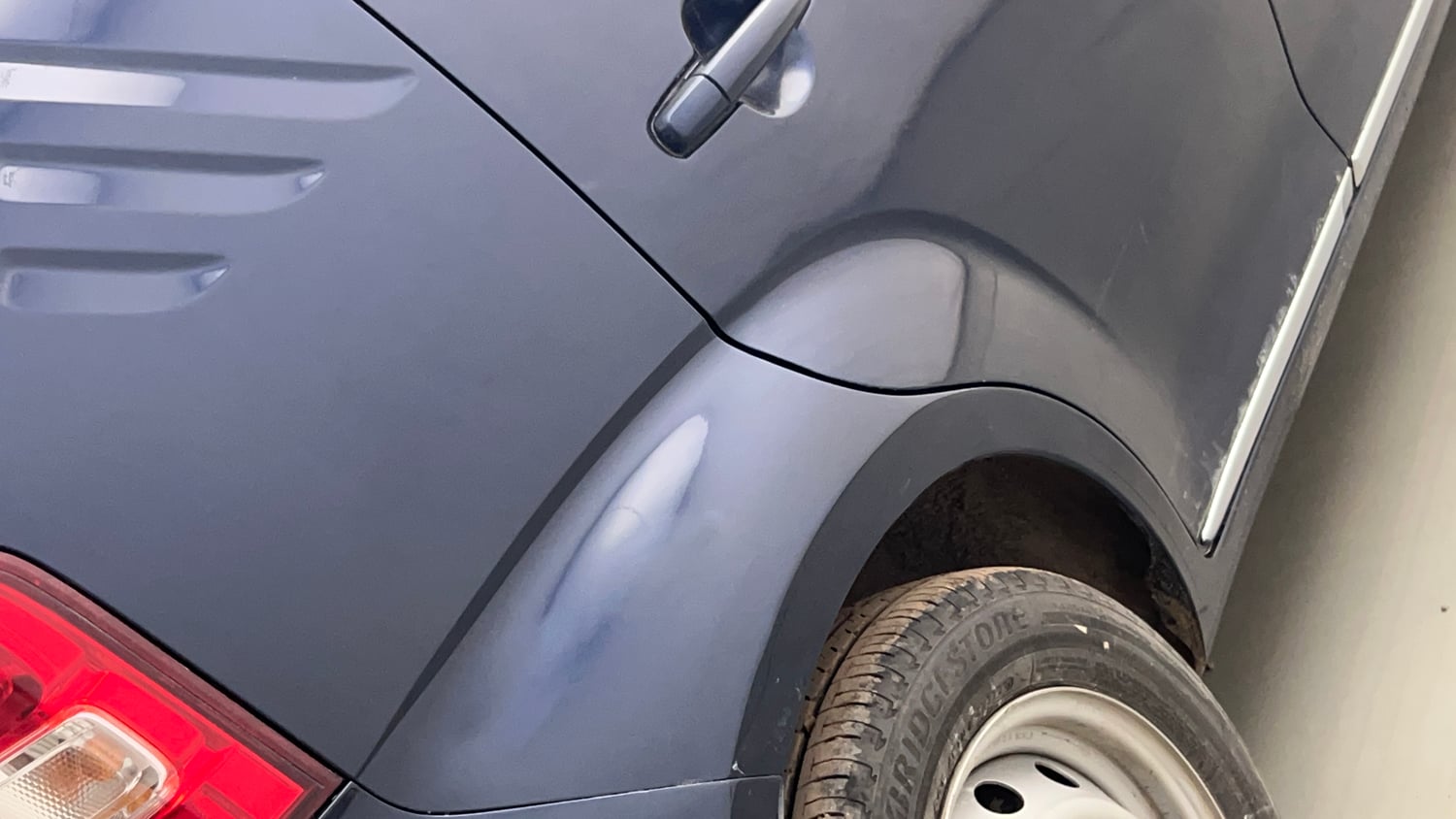 Used 2022 Maruti Suzuki Ignis Sigma 1.2 MT Petrol Manual dents MINOR SCRATCH