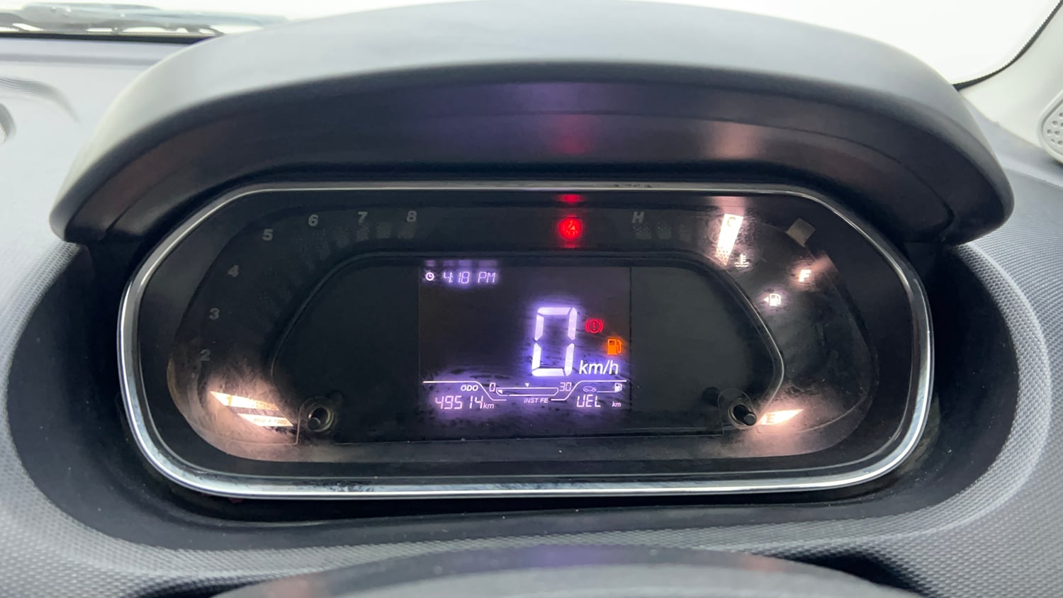 Used 2020 Tata Tiago XT Petrol Manual interior CLUSTERMETER VIEW