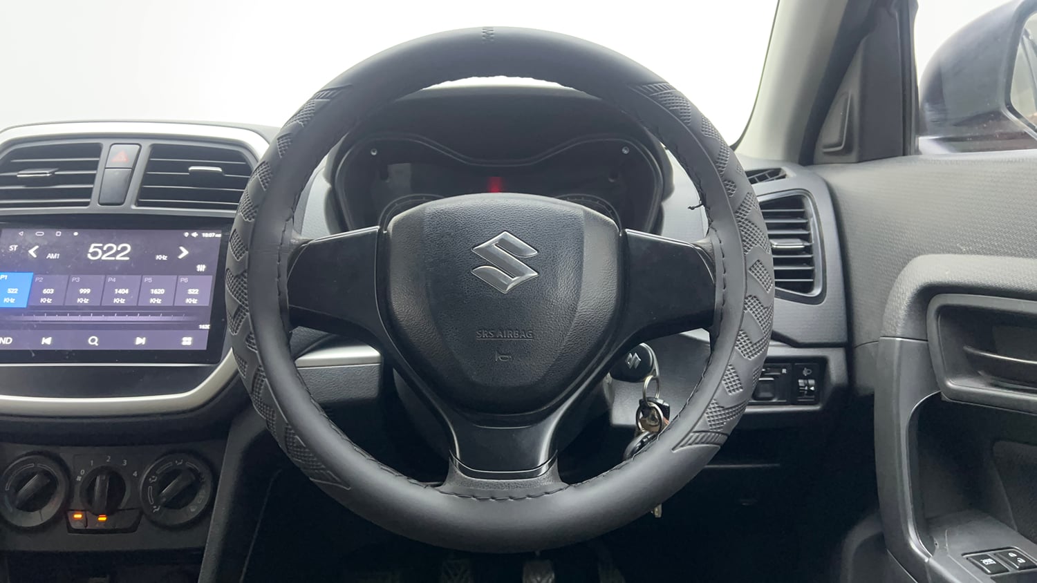 Used 2017 Maruti Suzuki Vitara Brezza VDi (O) Diesel Manual interior STEERING VIEW