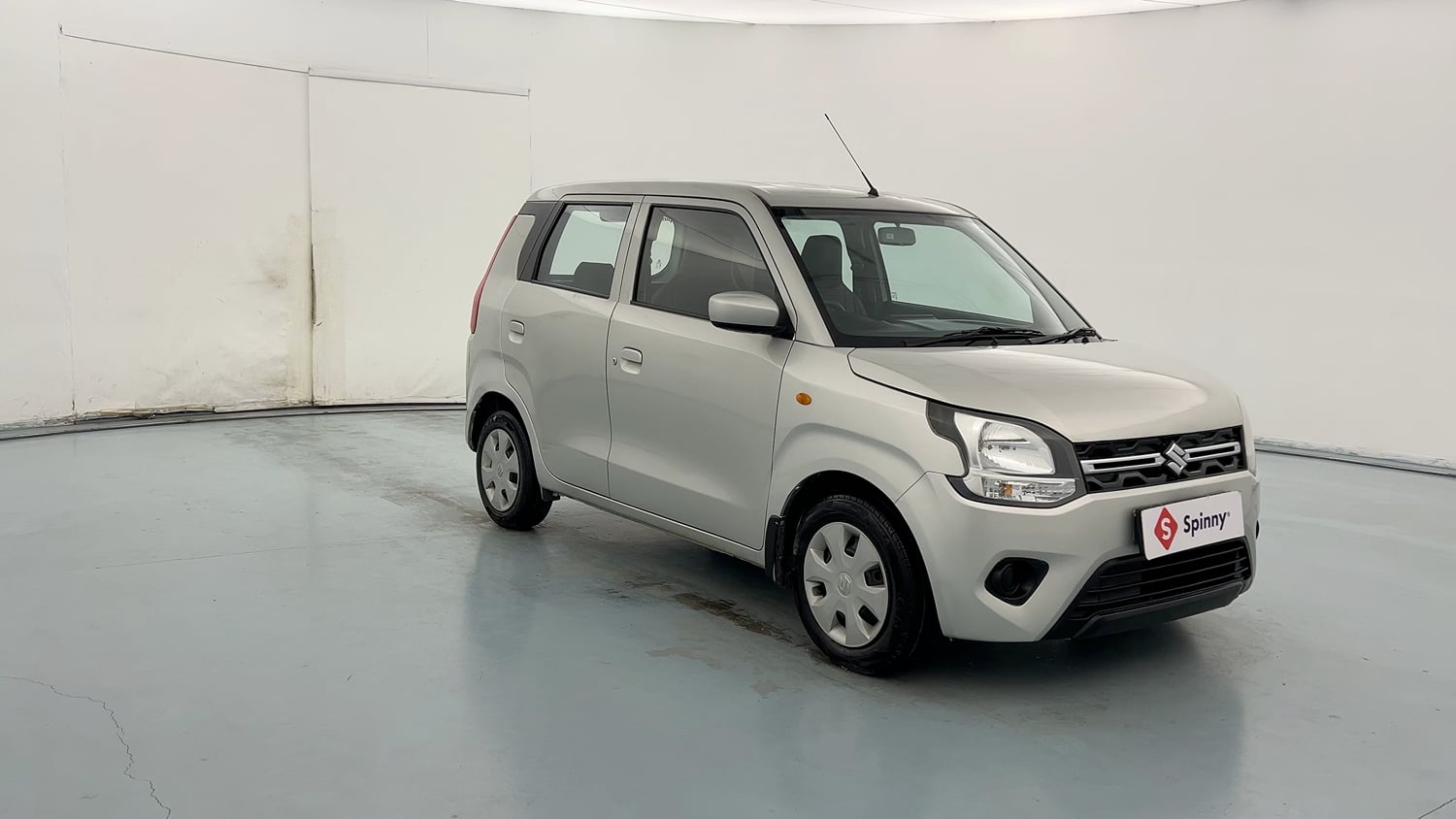 Used 2022 Maruti Suzuki Wagon R VXI 1.0 Petrol Manual exterior RIGHT FRONT CORNER VIEW