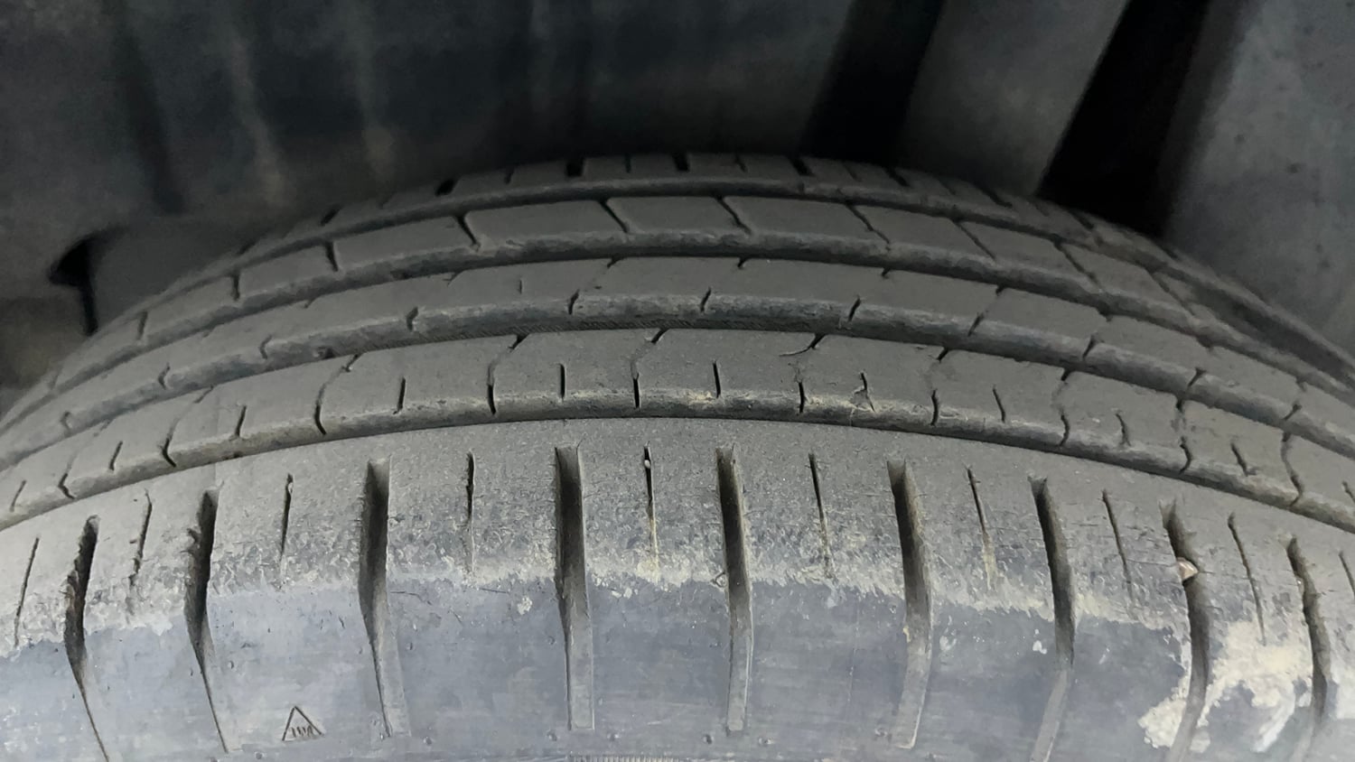 Used 2022 Maruti Suzuki Baleno Delta MT Petrol Manual tyres LEFT REAR TYRE TREAD VIEW