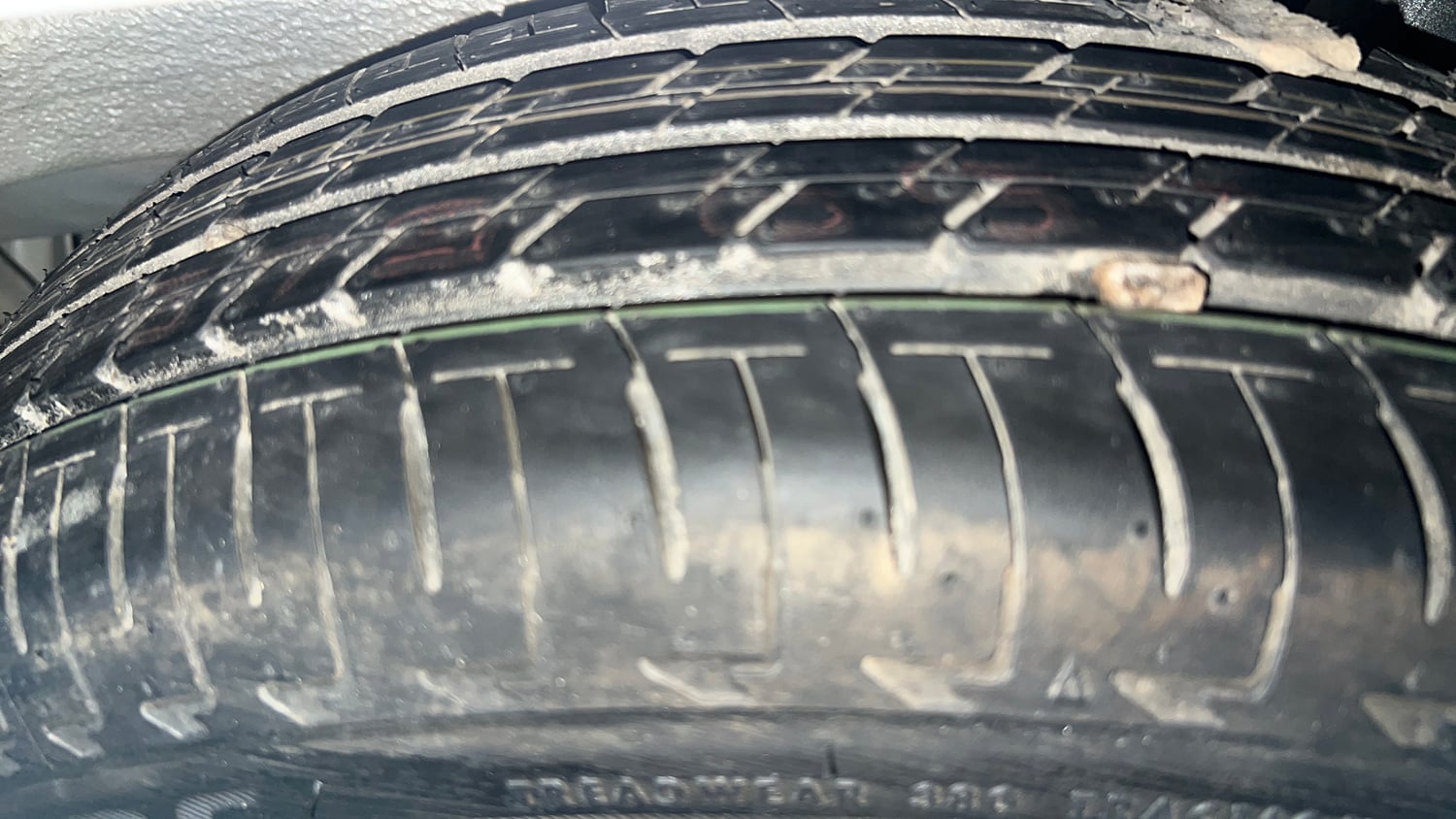 Used 2023 Maruti Suzuki Ignis Sigma 1.2 MT Petrol Manual tyres LEFT REAR TYRE TREAD VIEW