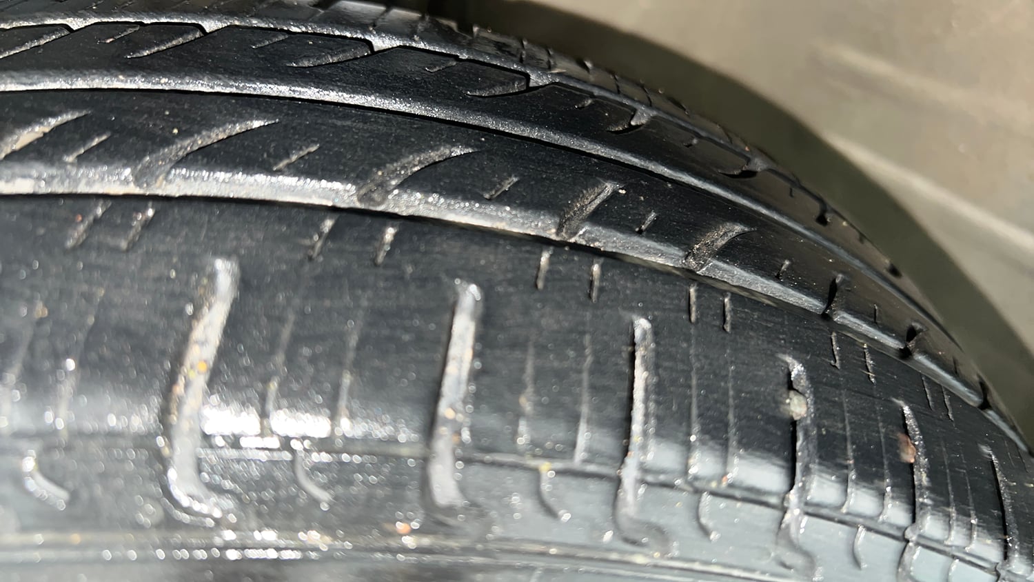Used 2022 Maruti Suzuki Wagon R VXI 1.0 Petrol Manual tyres LEFT FRONT TYRE TREAD VIEW