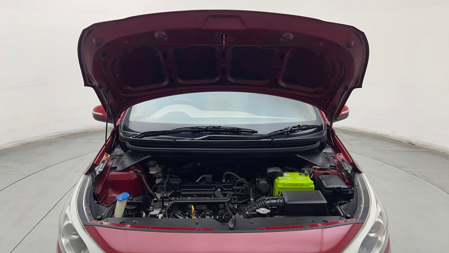 Used 2015 Hyundai Elite i20 Asta 1.2 Petrol Manual engine ENGINE & BONNET OPEN FRONT VIEW