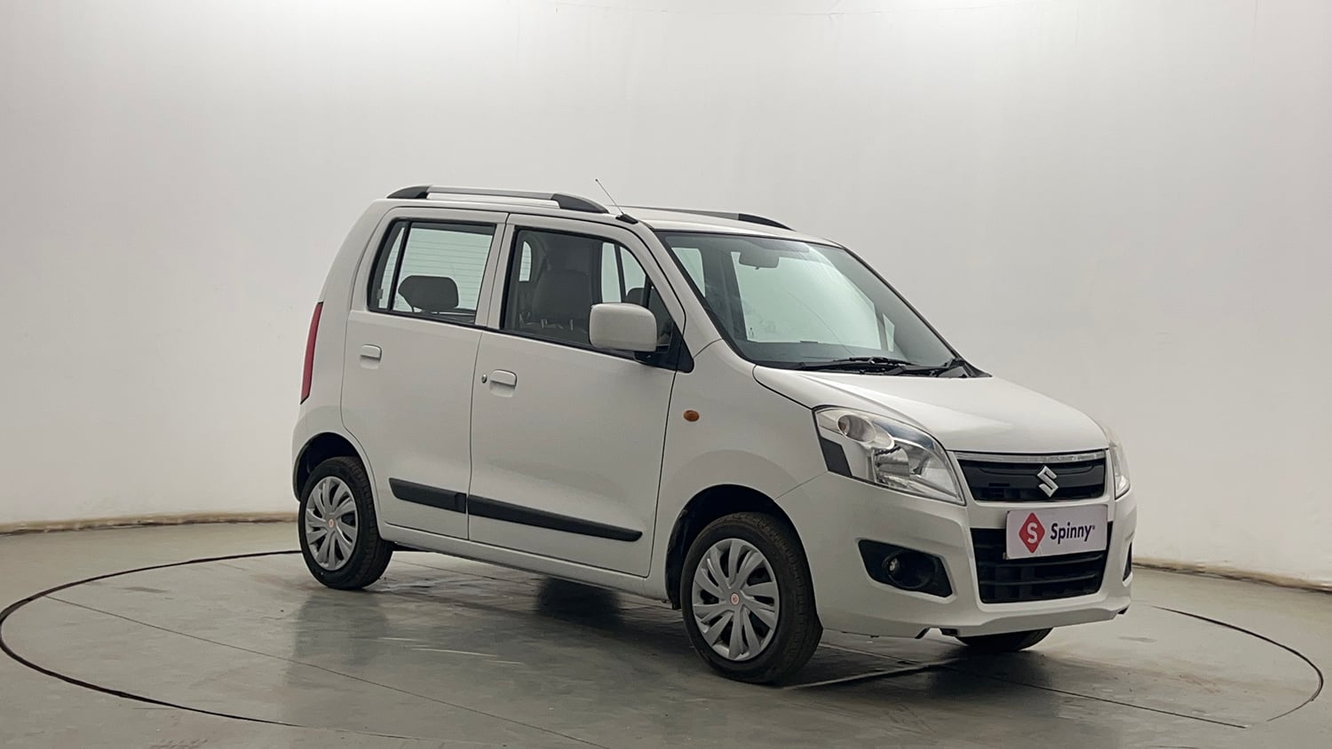 Used 2014 Maruti Suzuki Wagon R VXI Petrol Manual exterior RIGHT FRONT CORNER VIEW