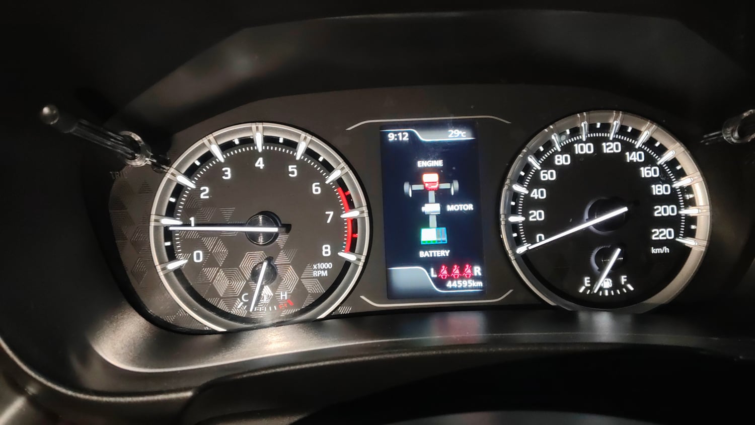 Used 2024 Maruti Suzuki Grand Vitara Zeta Smart Hybrid Petrol Manual interior CLUSTERMETER VIEW