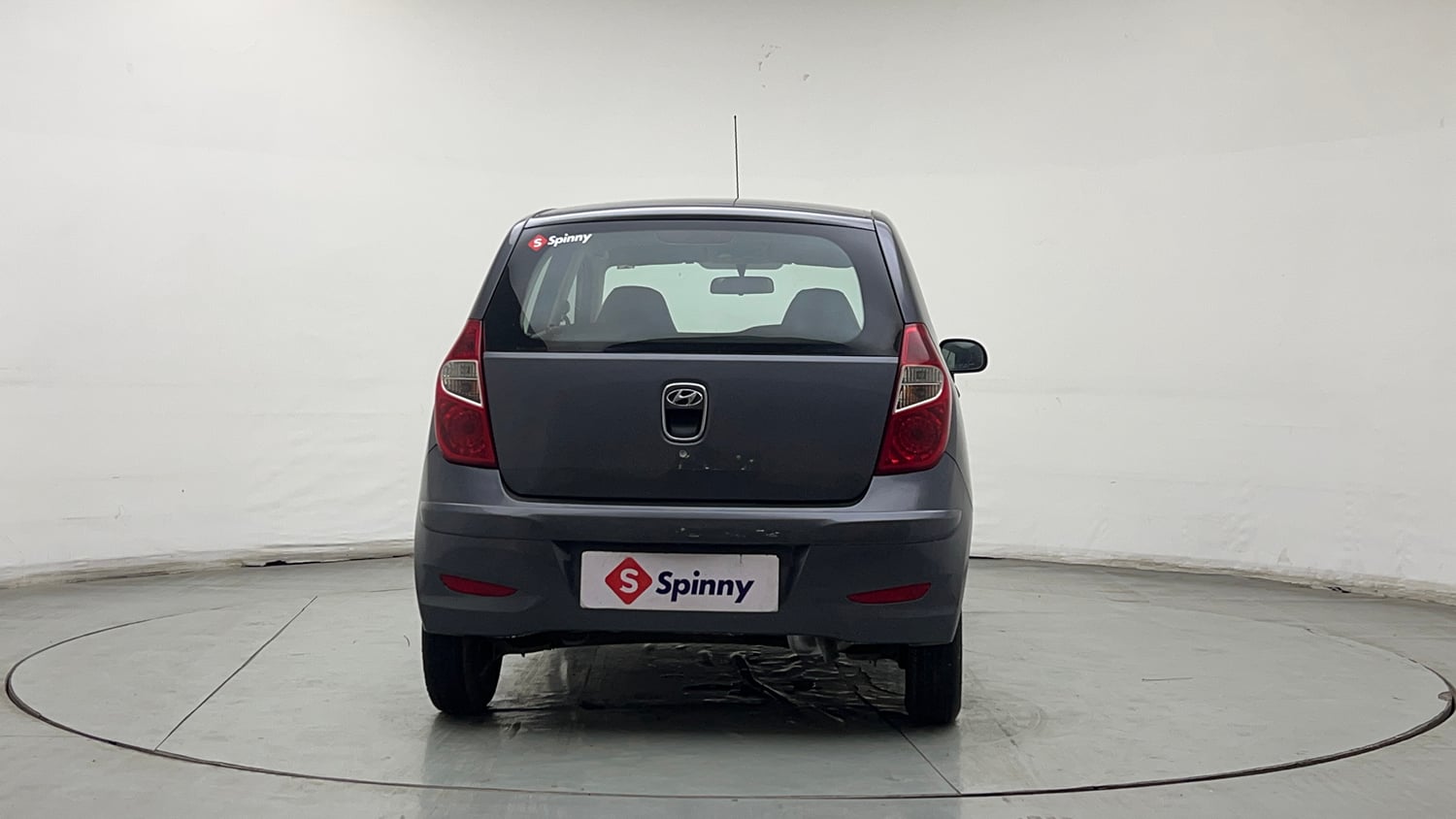 Used 2014 Hyundai i10 Magna 1.1 iRDE2 Petrol Manual exterior BACK VIEW