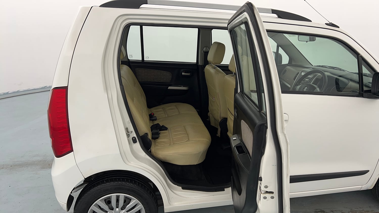Used 2013 Maruti Suzuki Wagon R VXI Petrol Manual interior RIGHT SIDE REAR DOOR CABIN VIEW