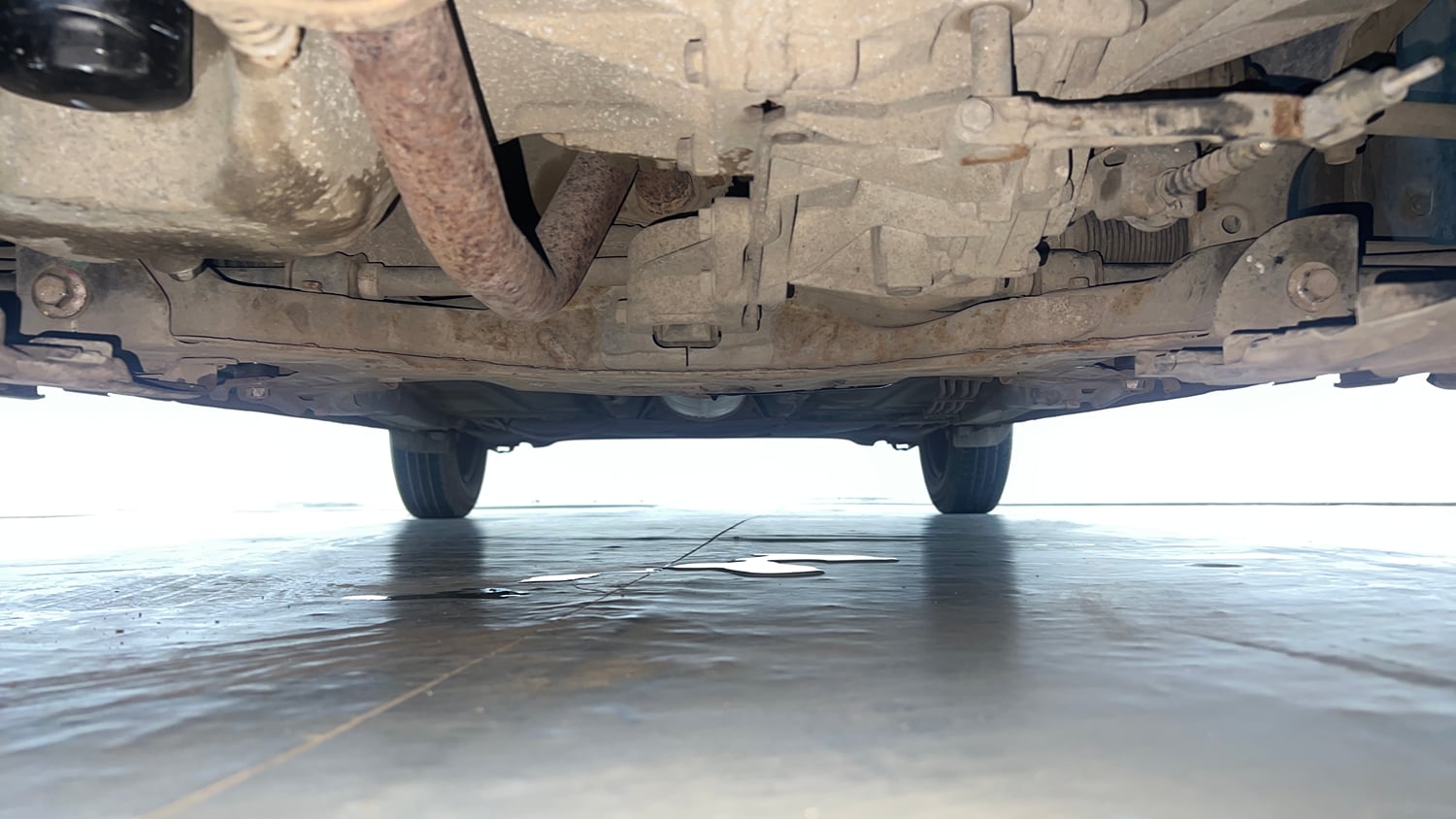 Used 2018 Maruti Suzuki Dzire VXi Petrol Manual extra FRONT LEFT UNDERBODY VIEW