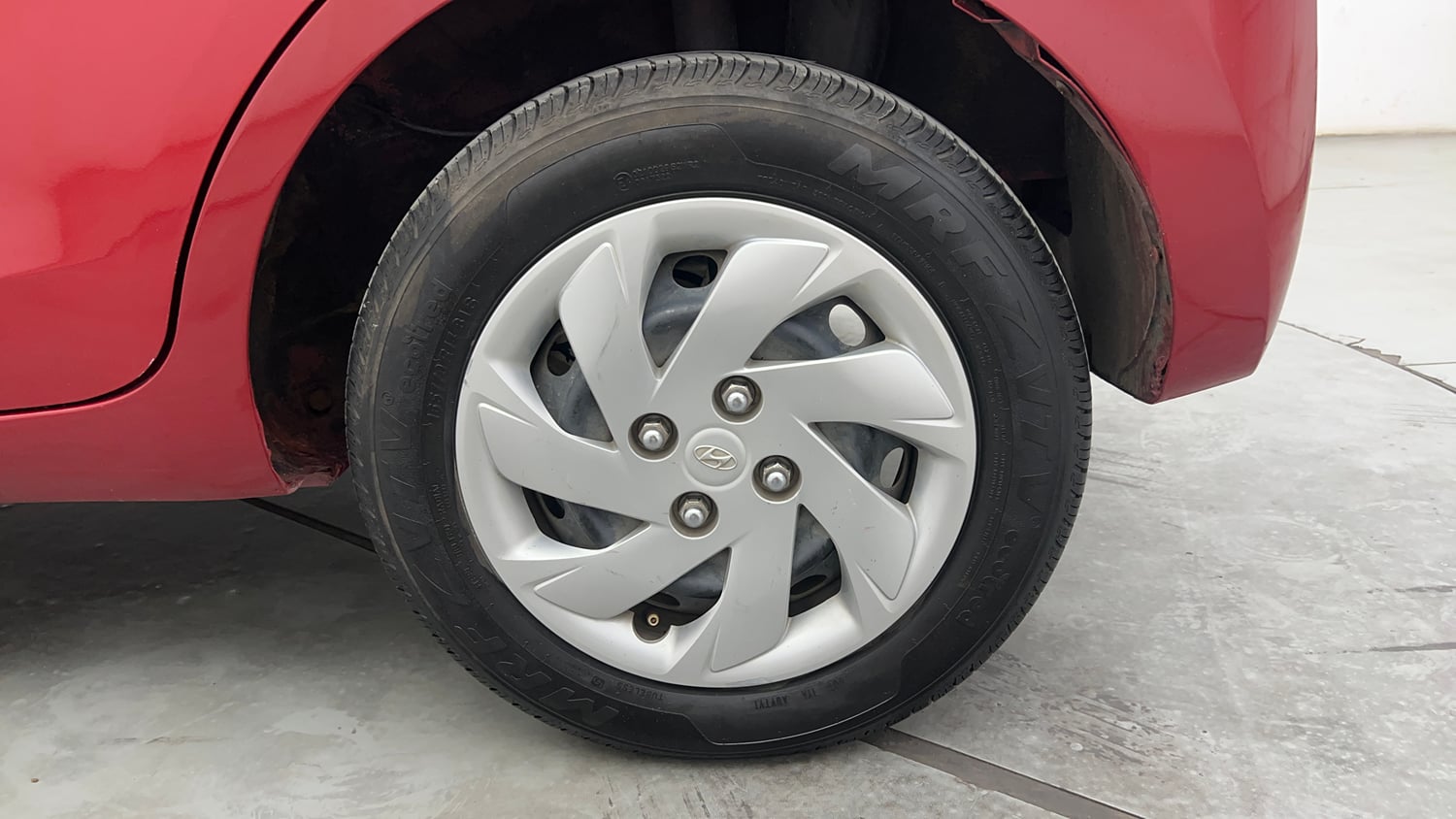Used 2021 Hyundai Santro Sportz Petrol Manual tyres LEFT REAR TYRE RIM VIEW