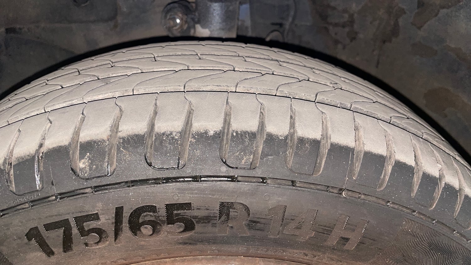 Used 2014 Honda Amaze 1.2 VX i-VTEC Petrol Manual tyres LEFT FRONT TYRE TREAD VIEW
